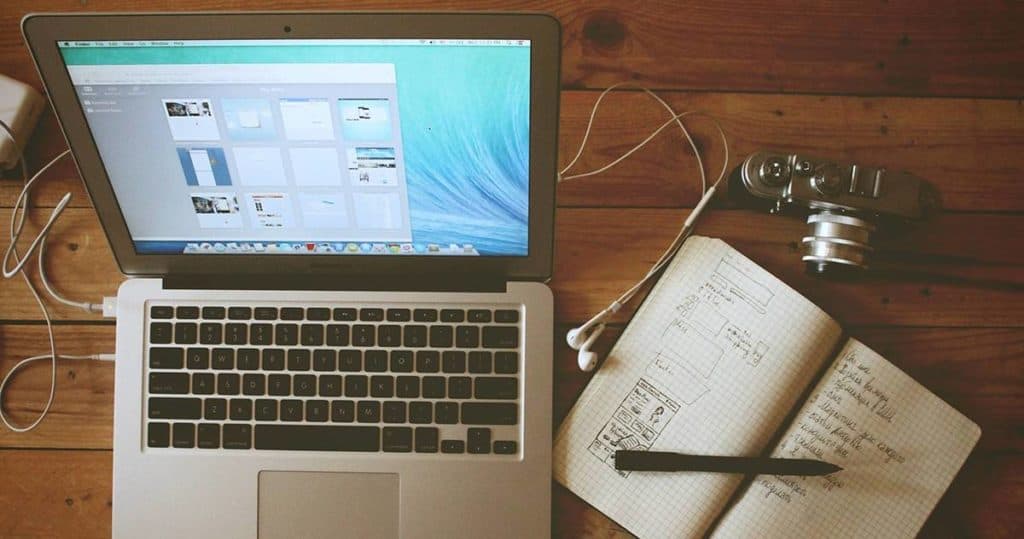 6 Builder Situs Web Terbaik (Benar-Benar Gratis) untuk Situs Web Penulisan Portofolio Tahun 2018