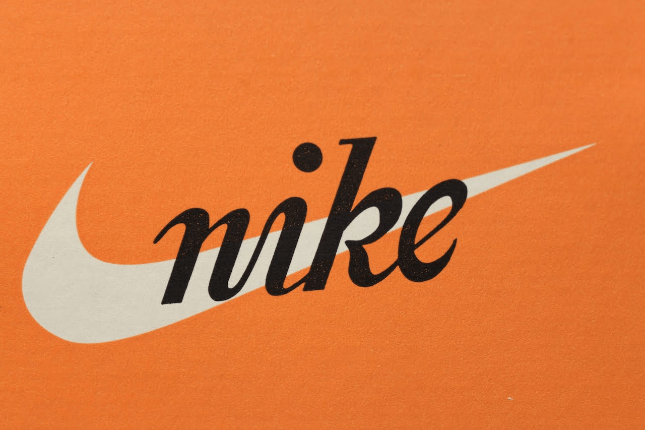 nike logo square