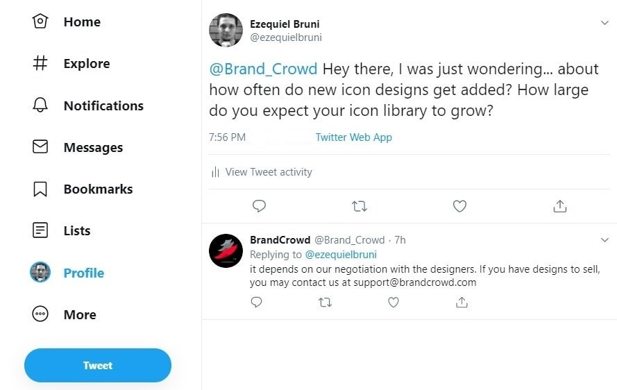 A screenshot of a Twitter conversation between a Website Planet reviewer and a Brandcrowd customer support agent