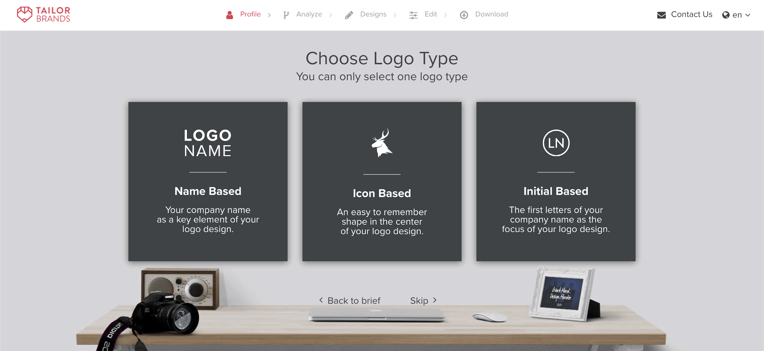 Tailor Brands screenshot - choose logo type