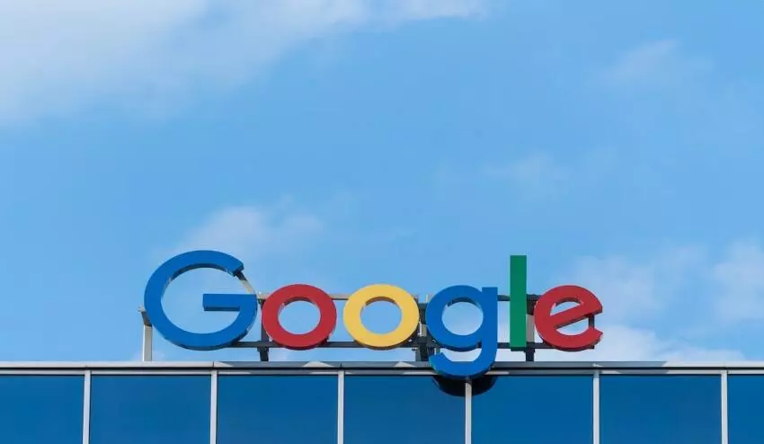 Google Invests $300 Million in Rival OpenAI Startup