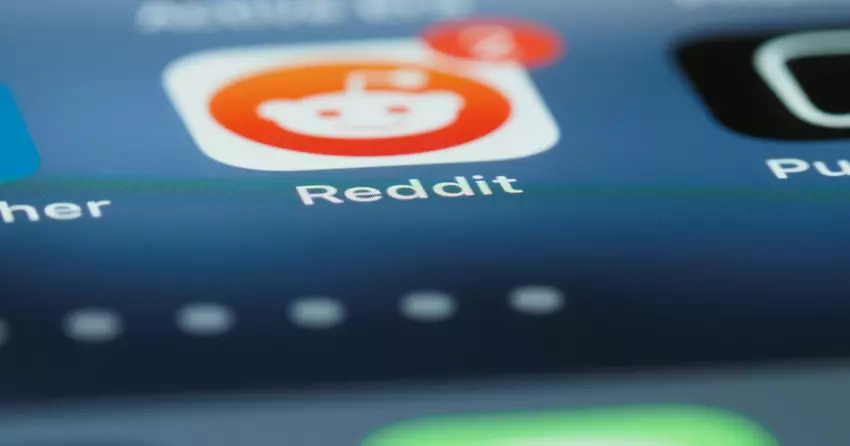 Reddit Sues Anthropic for Scrapping Content Without Permission