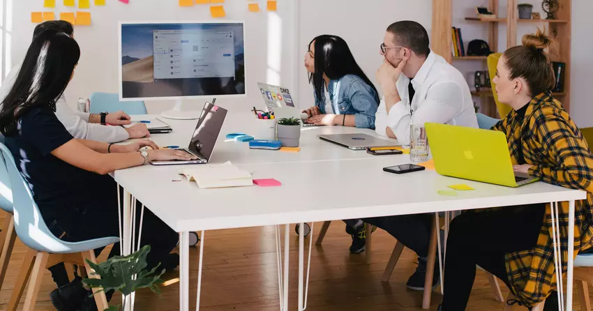 AI Saves Marketers, SMBs 13 Hours a Week, Study Finds