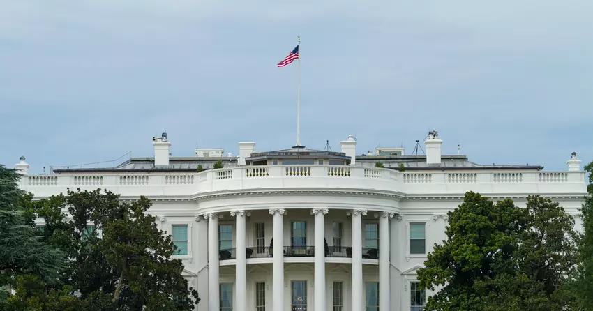 US Government Buys 10% Stake in Intel
